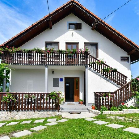 Apartman Plum Plitvice Drežnik Grad Dış mekan fotoğraf