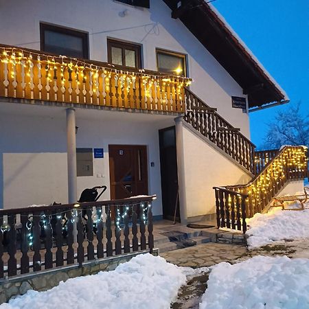 Apartman Plum Plitvice Drežnik Grad Dış mekan fotoğraf