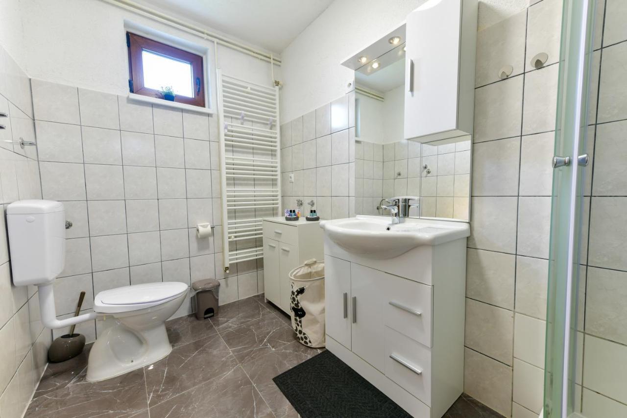 Apartman Plum Plitvice Drežnik Grad Dış mekan fotoğraf