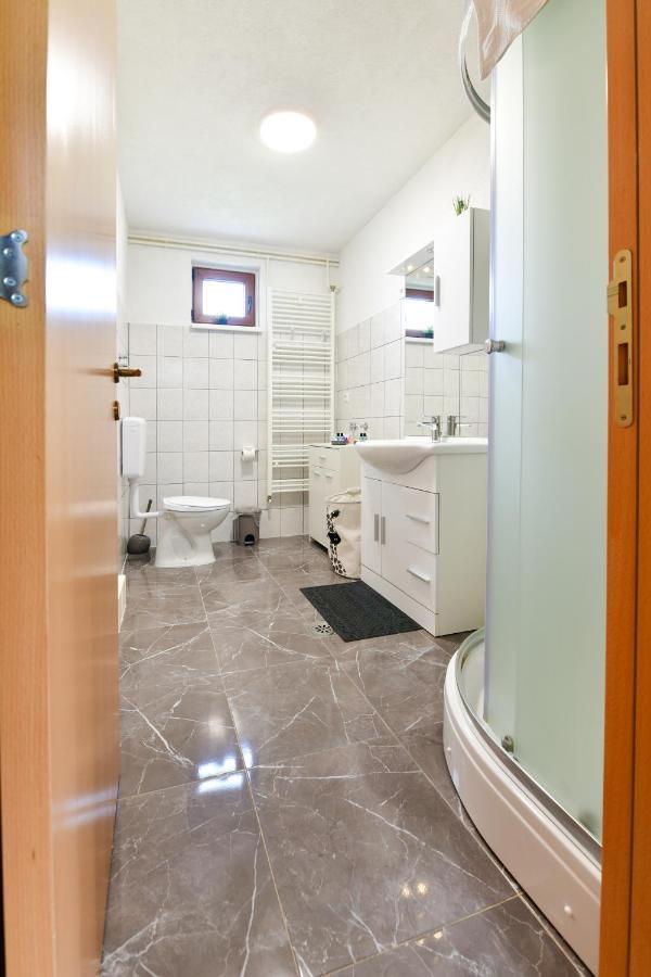 Apartman Plum Plitvice Drežnik Grad Dış mekan fotoğraf